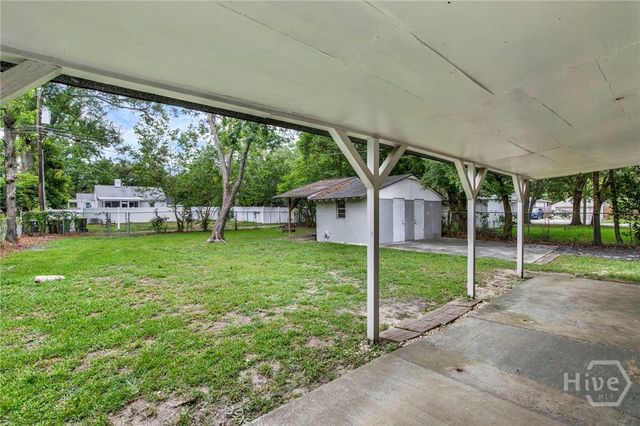 416 E 65th Street, Savannah, GA 31405