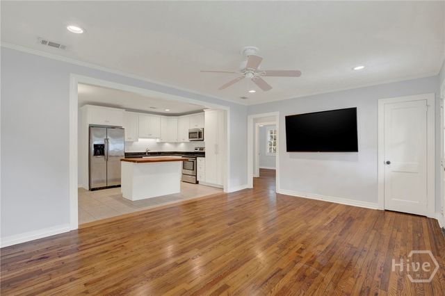 416 E 65th Street, Savannah, GA 31405