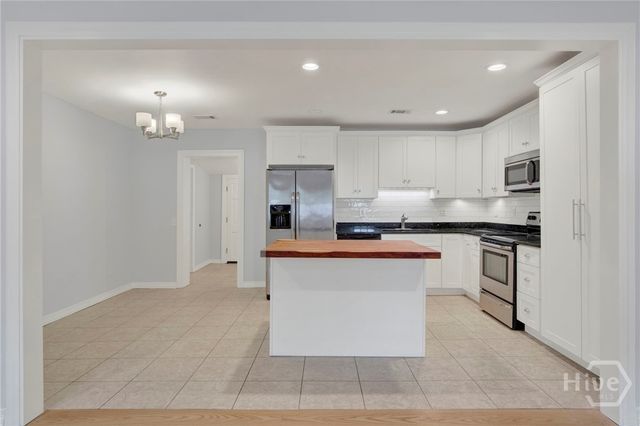 416 E 65th Street, Savannah, GA 31405