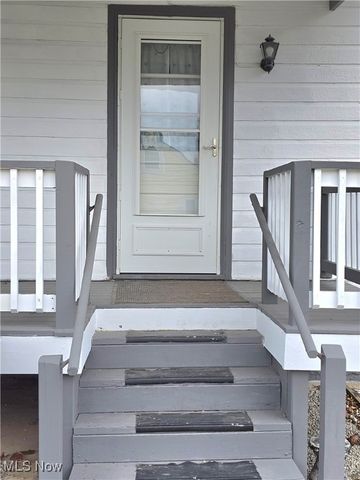 44 Kensington Avenue, Zanesville, OH 43701