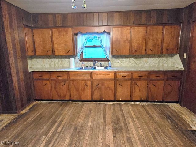 44 Kensington Avenue, Zanesville, OH 43701