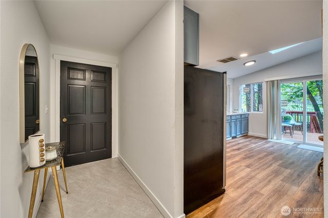 21225 NE 12th Street, Sammamish, WA 98074