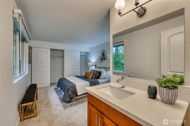 21225 NE 12th Street, Sammamish, WA 98074