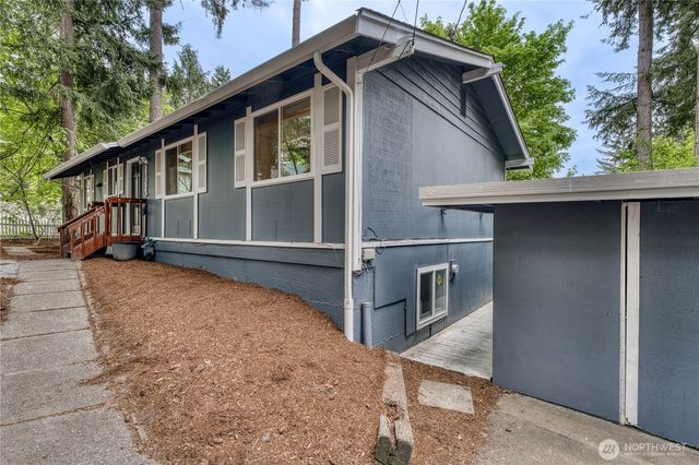 21225 NE 12th Street, Sammamish, WA 98074