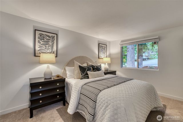 21225 NE 12th Street, Sammamish, WA 98074