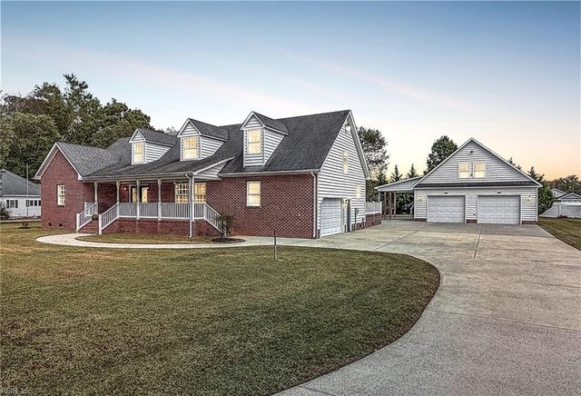 106 Fox LN, Moyock, NC 27958