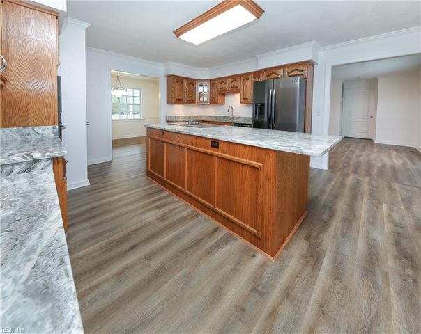 106 Fox LN, Moyock, NC 27958