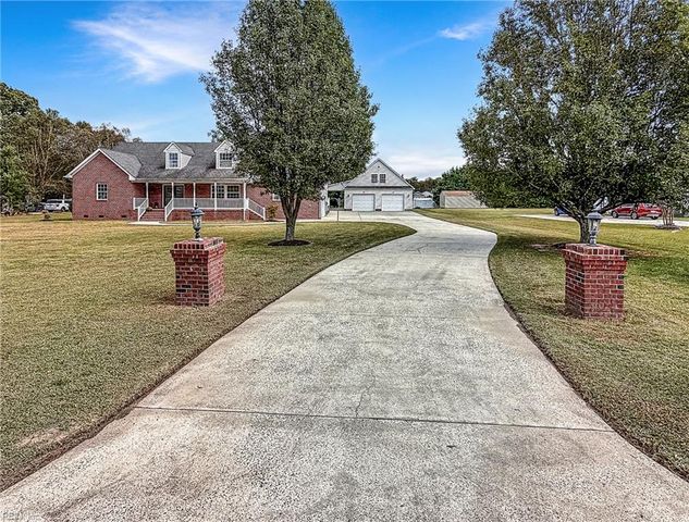 106 Fox LN, Moyock, NC 27958