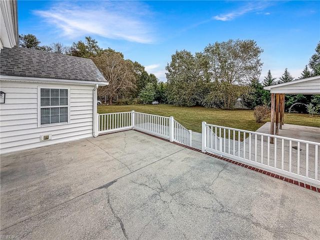 106 Fox LN, Moyock, NC 27958