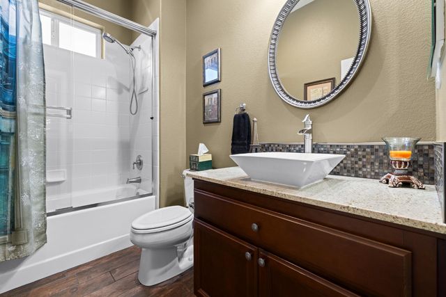 2201 Hedrick Ct, Rocklin, CA 95765
