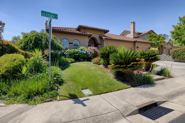 2201 Hedrick Ct, Rocklin, CA 95765