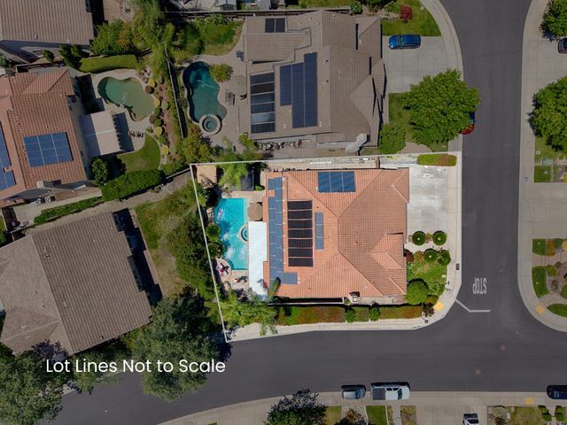 2201 Hedrick Ct, Rocklin, CA 95765