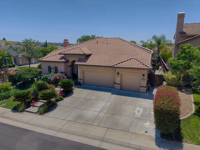 2201 Hedrick Ct, Rocklin, CA 95765