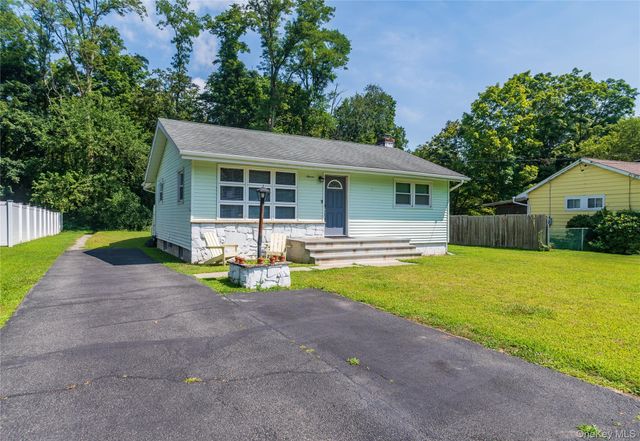 11 Toomey Drive, Poughkeepsie, NY 12603