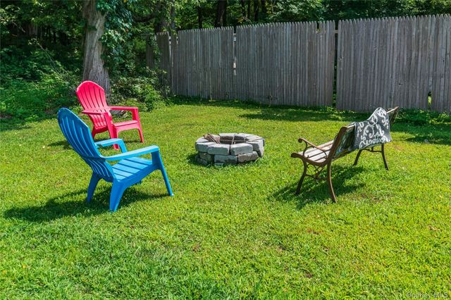 11 Toomey Drive, Poughkeepsie, NY 12603