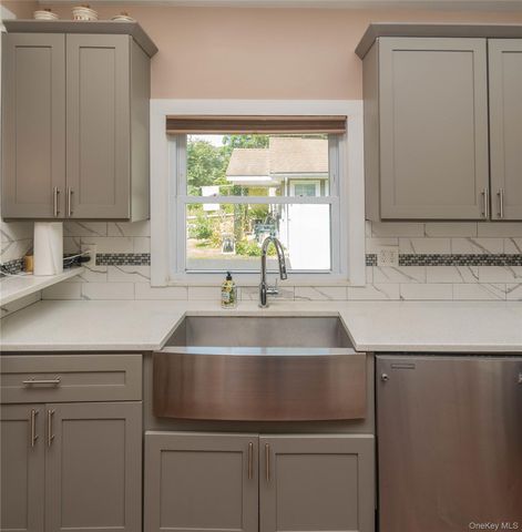 11 Toomey Drive, Poughkeepsie, NY 12603