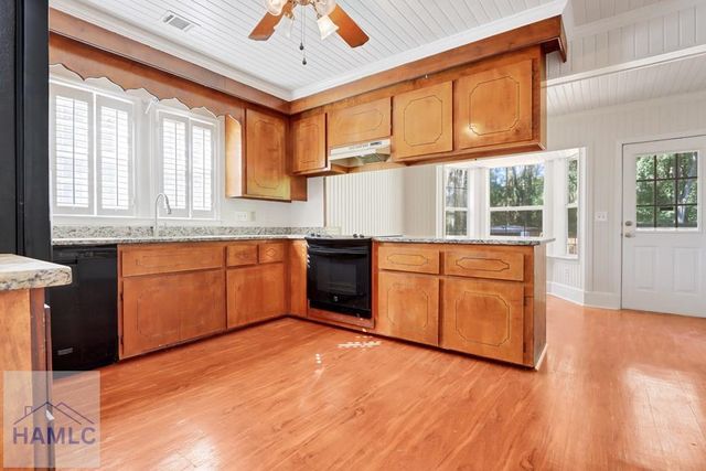 6234 Highway 17 South, Richmond Hill, GA 31324
