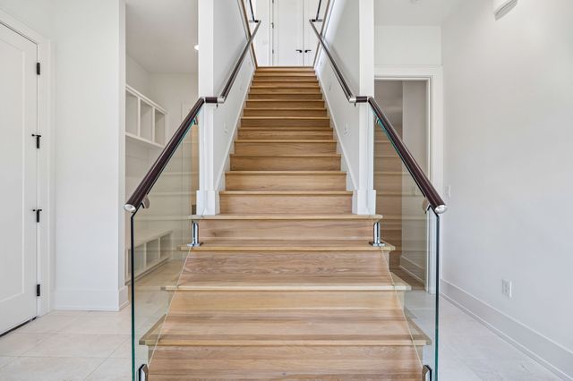 1802 Shackleford Rd, Nashville, TN 37215