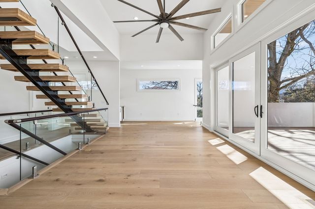 1802 Shackleford Rd, Nashville, TN 37215