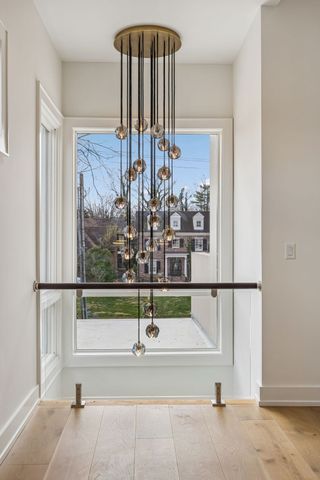 1802 Shackleford Rd, Nashville, TN 37215