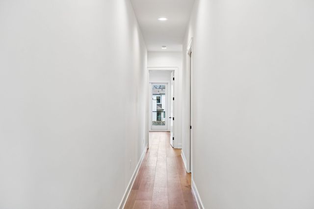 1802 Shackleford Rd, Nashville, TN 37215