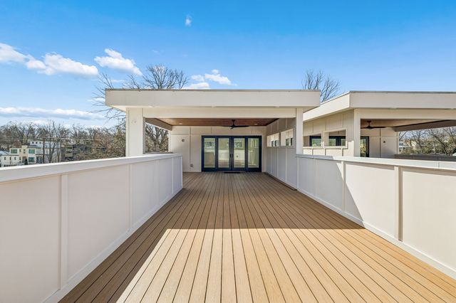 1802 Shackleford Rd, Nashville, TN 37215