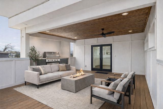 1802 Shackleford Rd, Nashville, TN 37215