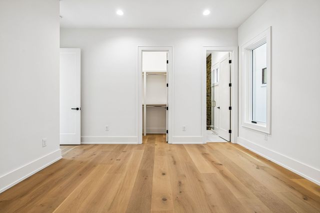 1802 Shackleford Rd, Nashville, TN 37215