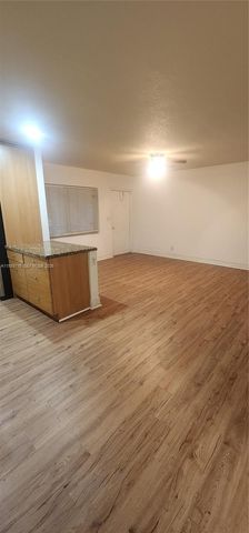 1423 Holly Heights Dr 17, Fort Lauderdale, FL 33304