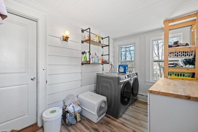 20 Hill St, Webster, MA 01570