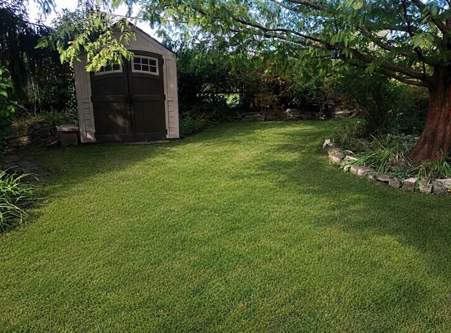 2616 Fontana Drive, Glenview, IL 60025