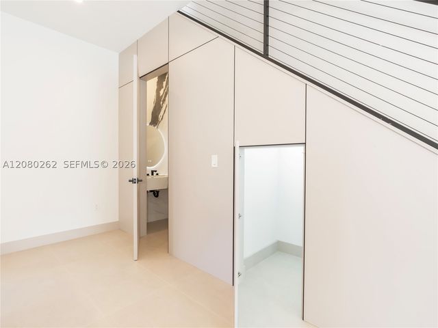 721 SW 7th Ave, Fort Lauderdale, FL 33315
