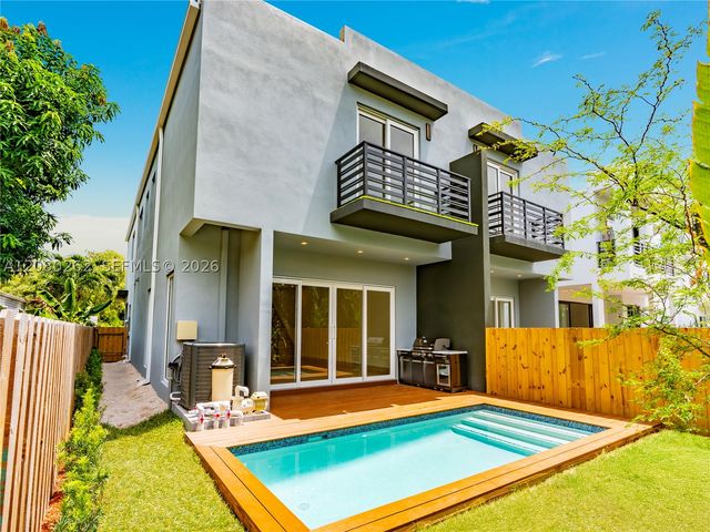 721 SW 7th Ave, Fort Lauderdale, FL 33315
