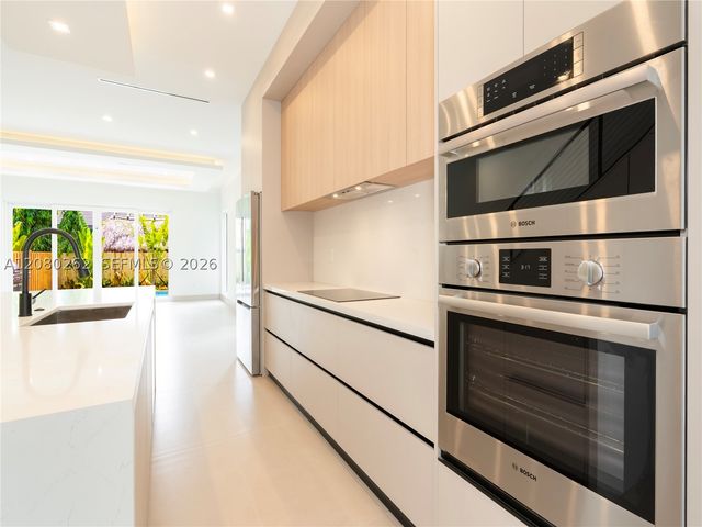 721 SW 7th Ave, Fort Lauderdale, FL 33315