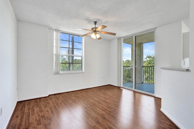 520 SE 5 Avenue 1203, Fort Lauderdale, FL 33301