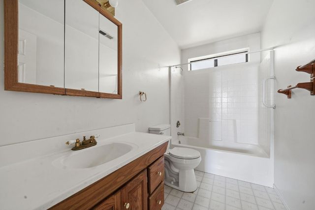 8226 Old School Way, Mokelumne Hill, CA 95245