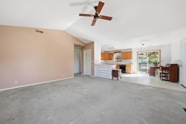 8226 Old School Way, Mokelumne Hill, CA 95245