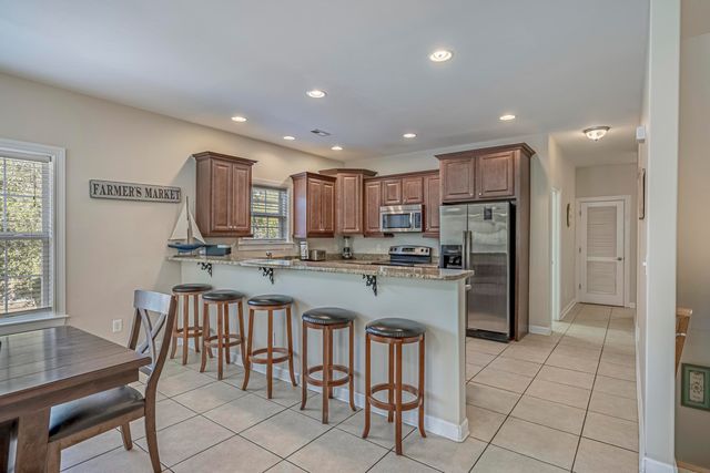 709 37th Ave. S, North Myrtle Beach, SC 29582