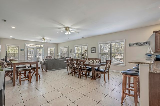 709 37th Ave. S, North Myrtle Beach, SC 29582