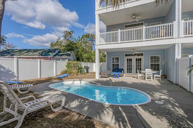 709 37th Ave. S, North Myrtle Beach, SC 29582