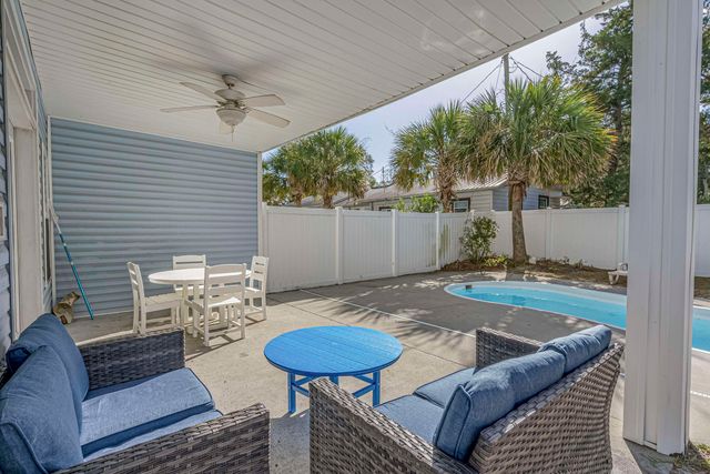 709 37th Ave. S, North Myrtle Beach, SC 29582