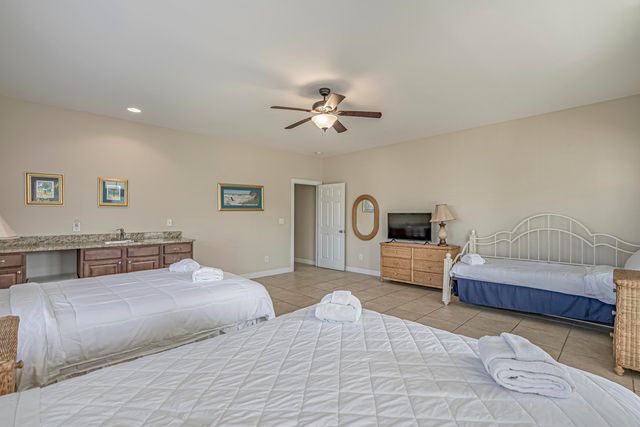 709 37th Ave. S, North Myrtle Beach, SC 29582