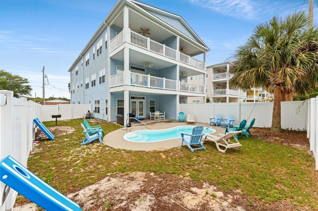709 37th Ave. S, North Myrtle Beach, SC 29582