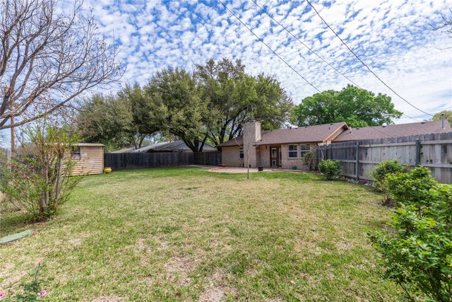 2415 Good Shepherd Drive, Brownwood, TX 76801