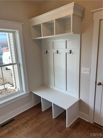 8539 Angus Path, Cicero, NY 13039