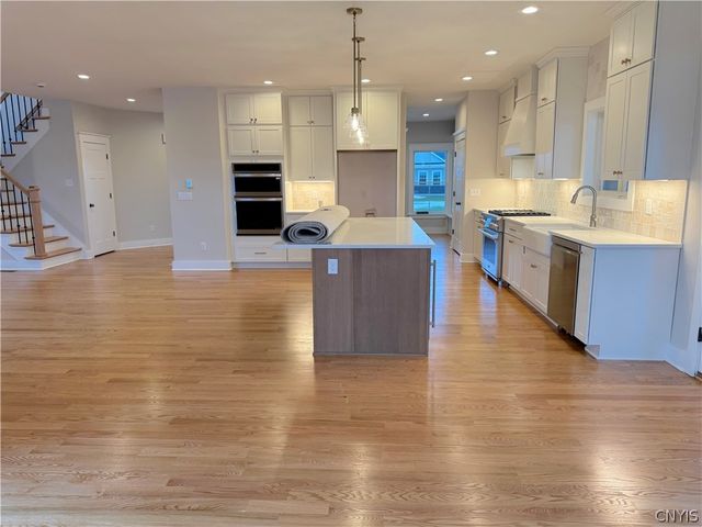 8539 Angus Path, Cicero, NY 13039