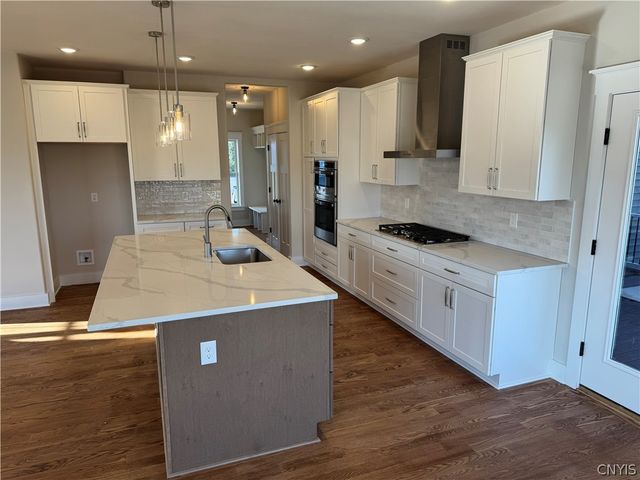 8539 Angus Path, Cicero, NY 13039