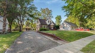 828 15th Street, Willmar, MN 56201