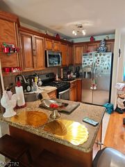 353 Adams St, Newark City, NJ 07105