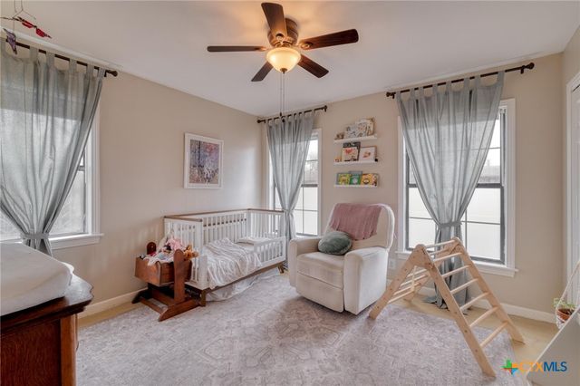 1233 Orange Street, Lockhart, TX 78644